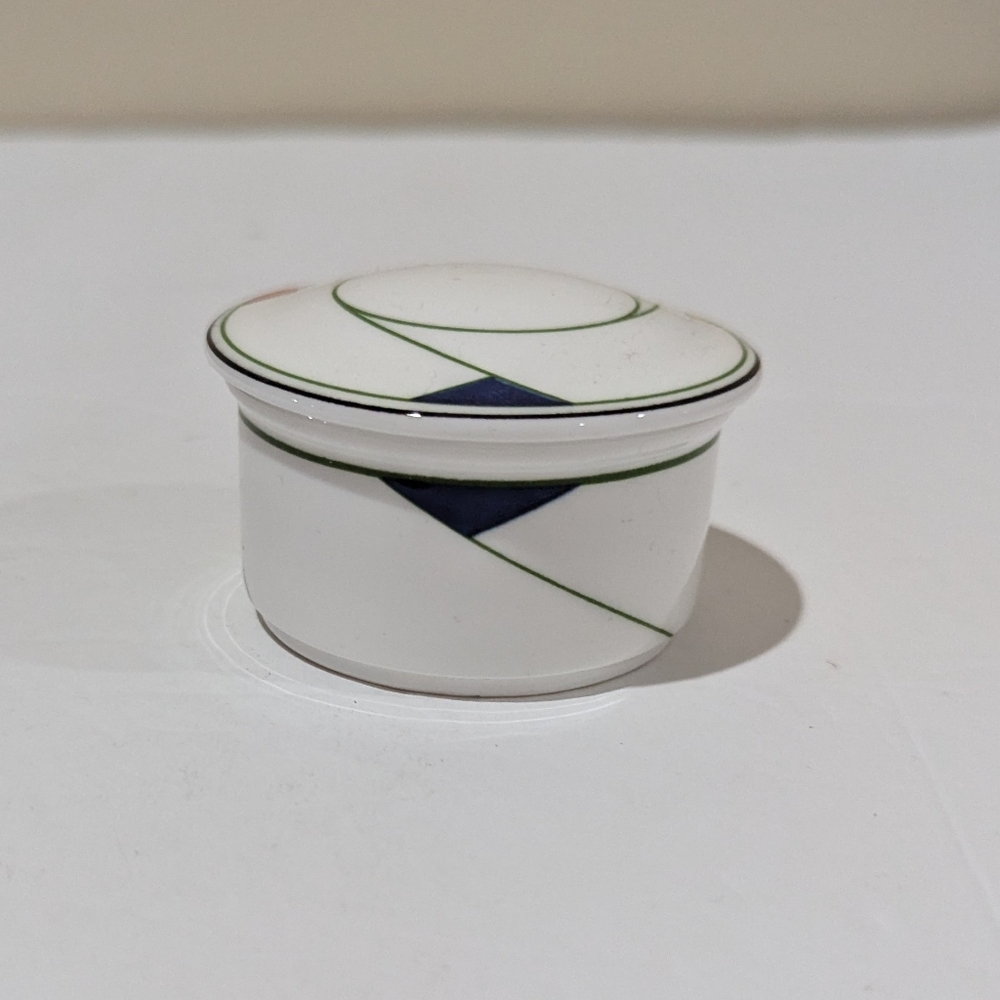 Villeroy And Boch Vintage, Elegant " Trio" Bone China  Trinket Box
